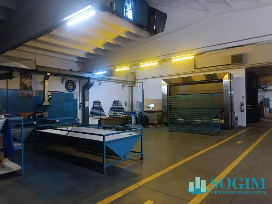 Immagine 11 di Capannone industriale in vendita  in Via Regina 115 a Fino Mornasco