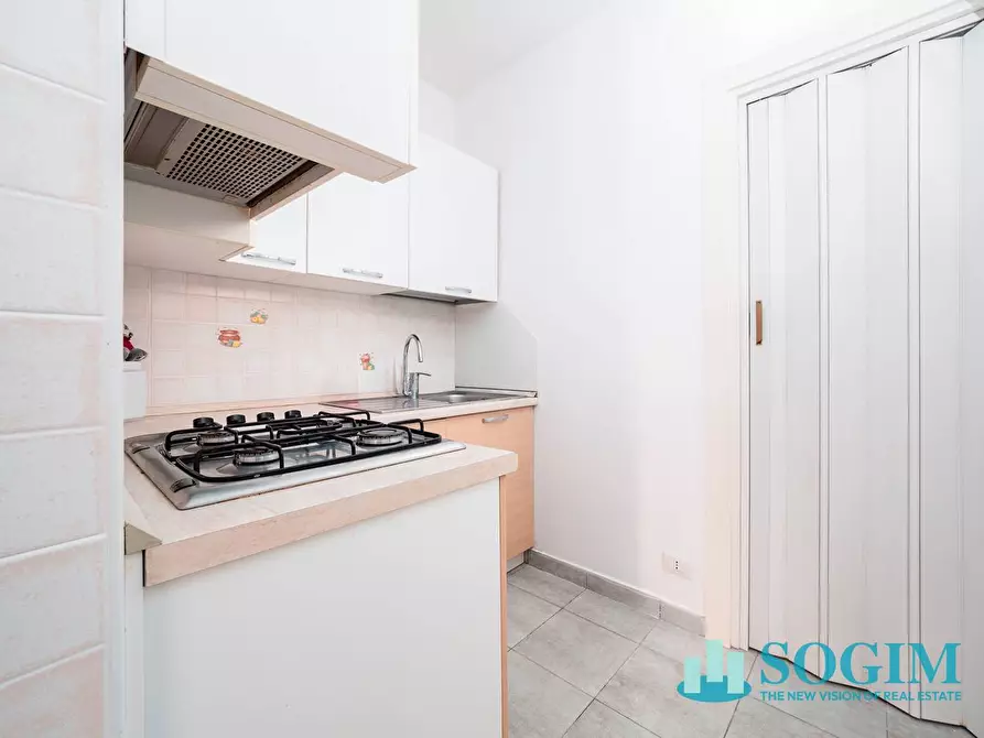 Immagine 7 di Appartamento in vendita  in Via IV Novembre a Lambrugo