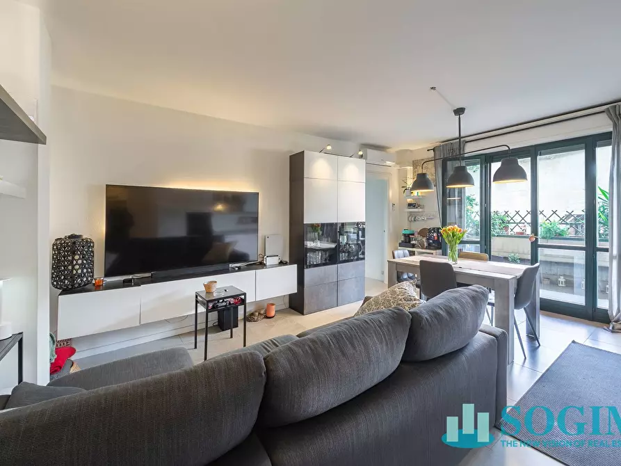 Immagine 1 di Appartamento in vendita  in via Roberto Ardigò 17 a Milano