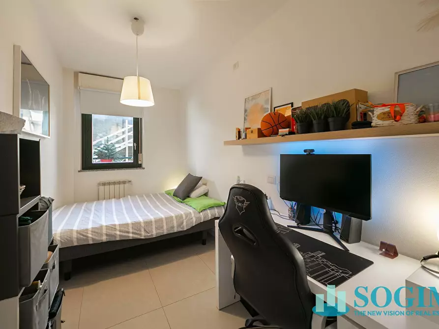 Immagine 12 di Appartamento in vendita  in via Roberto Ardigò 17 a Milano