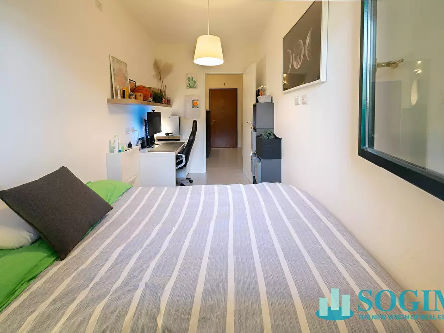 Immagine 10 di Appartamento in vendita  in via Roberto Ardigò 17 a Milano