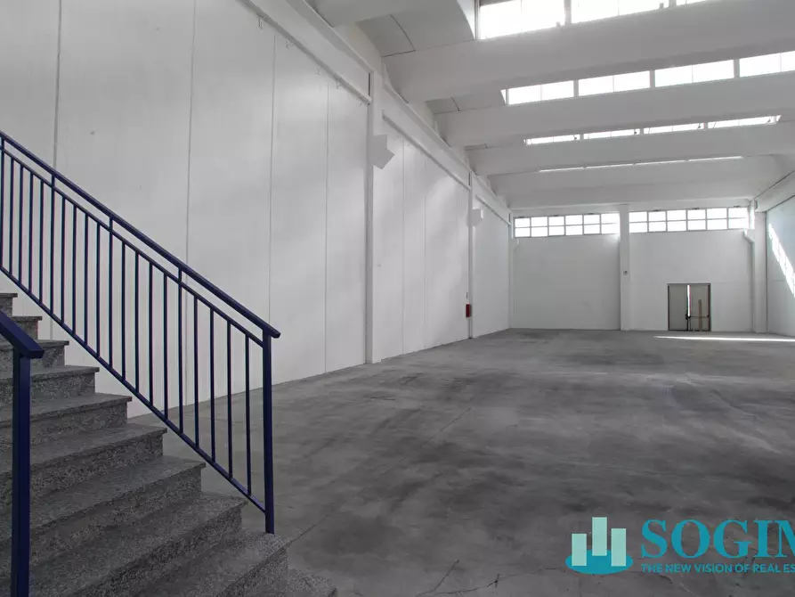 Immagine 7 di Capannone industriale in affitto  in via Erba 33 a Melzo