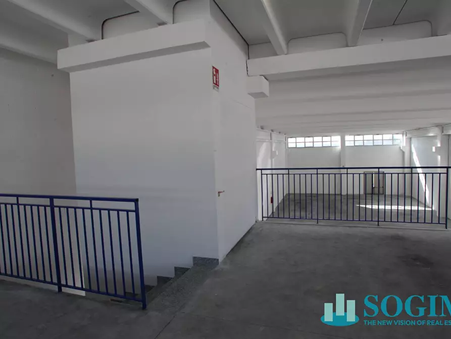 Immagine 15 di Capannone industriale in affitto  in via Erba 33 a Melzo