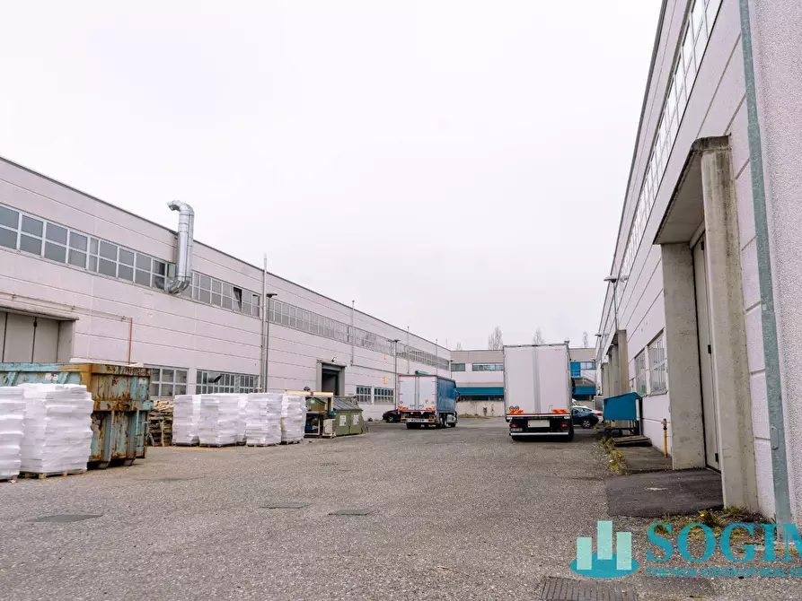 Immagine 3 di Capannone industriale in affitto  in via Erba 33 a Melzo