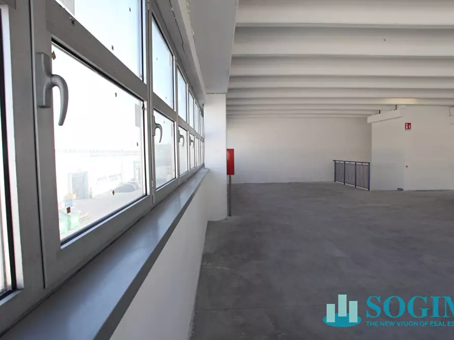 Immagine 11 di Capannone industriale in affitto  in via Erba 33 a Melzo