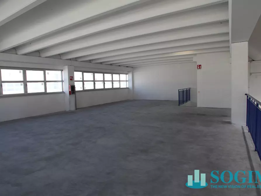 Immagine 13 di Capannone industriale in affitto  in via Erba 33 a Melzo