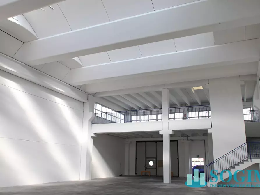 Immagine 17 di Capannone industriale in affitto  in via Erba 33 a Melzo