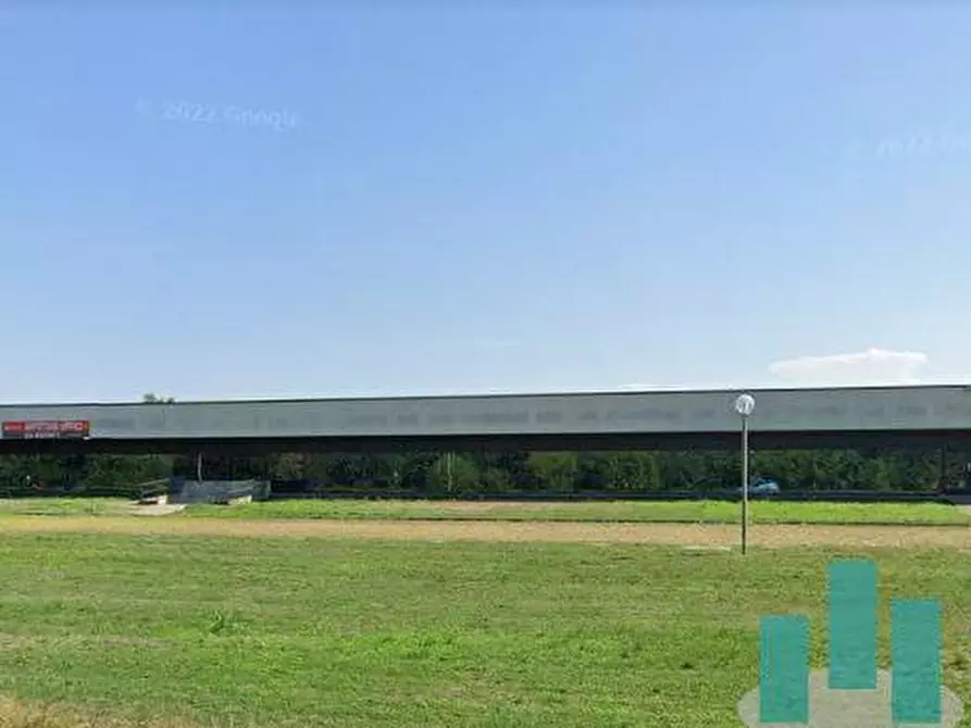 Immagine 1 di Locale commerciale in affitto  in via europa 30 a Cusago