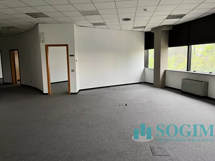 Immagine 9 di Locale commerciale in affitto  in via europa 30 a Cusago