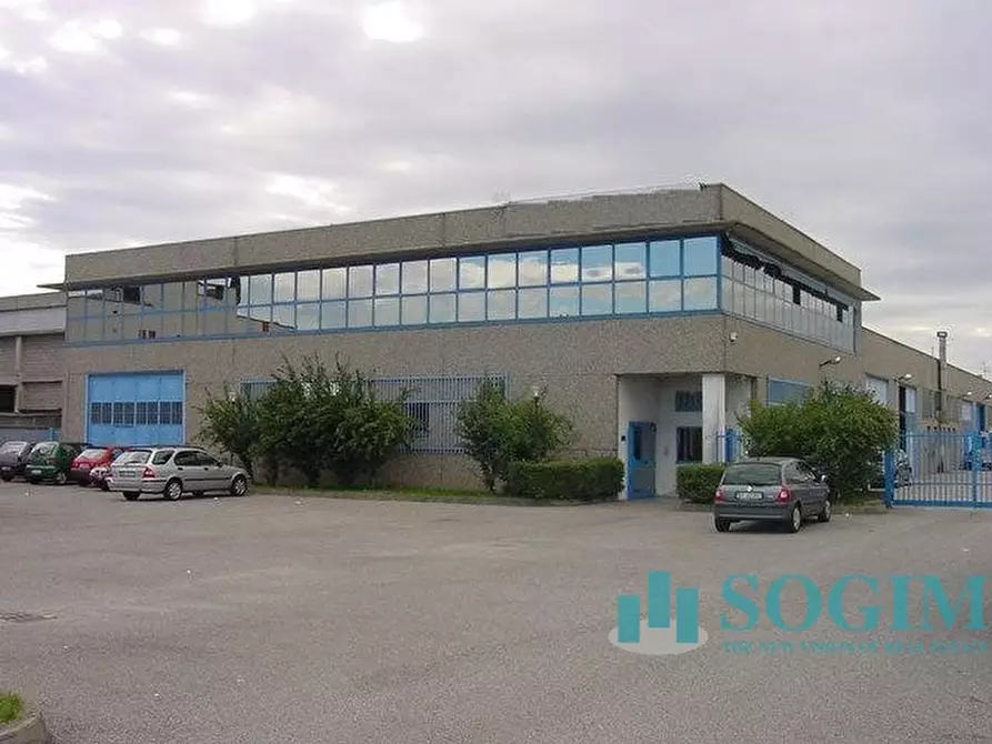 Immagine 5 di Capannone industriale in vendita  in Via Leonardo da Vinci a Trezzano Sul Naviglio