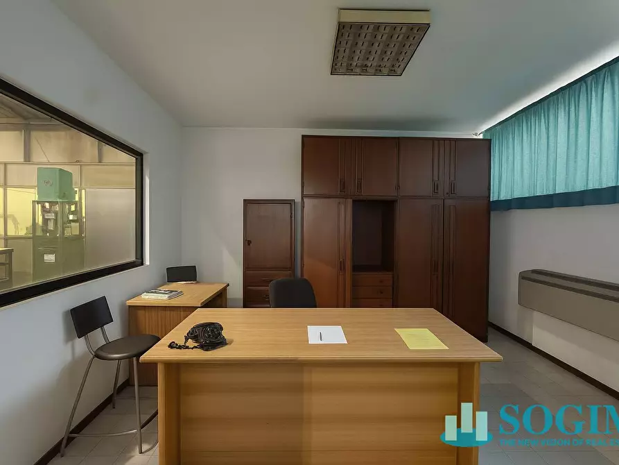 Immagine 2 di Capannone industriale in vendita  in Via Verdi 10 a Muggiò