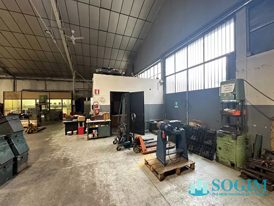 Immagine 4 di Capannone industriale in vendita  in Via Verdi 10 a Muggiò