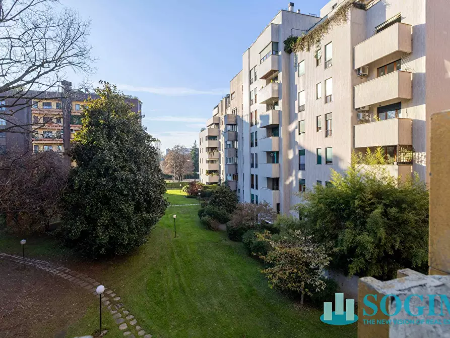 Immagine 17 di Appartamento in vendita  in Via Ramazzotti 9 a Monza