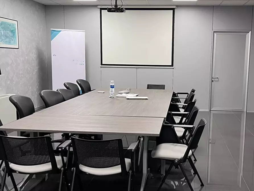 Immagine 8 di Capannone industriale in vendita  in via Albert Einstein 32 a Assago