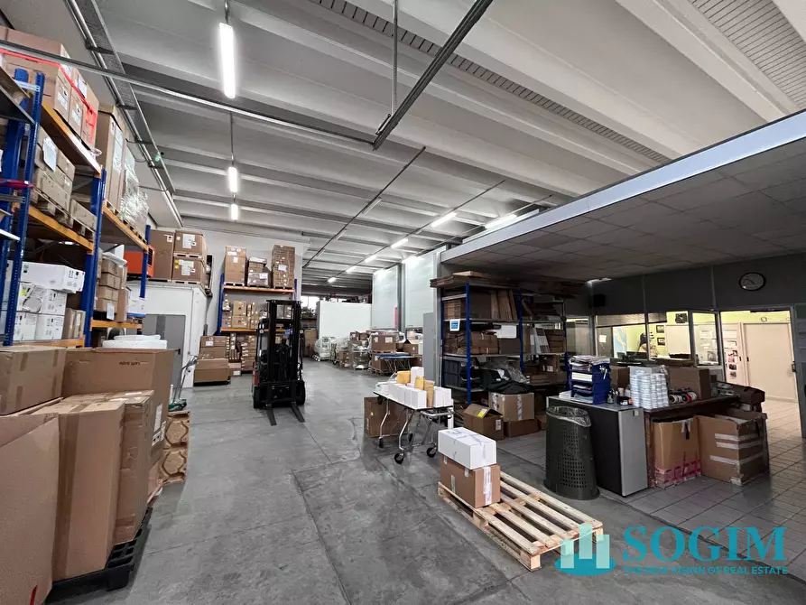 Immagine 22 di Capannone industriale in vendita  in via Albert Einstein 32 a Assago