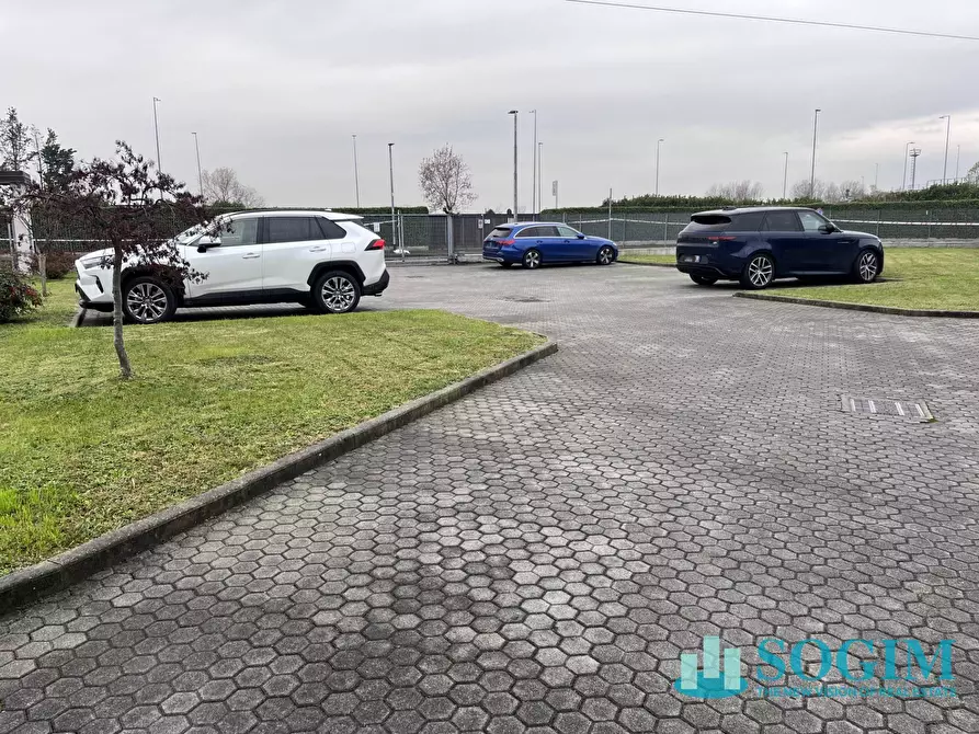 Immagine 25 di Capannone industriale in vendita  in via Albert Einstein 32 a Assago