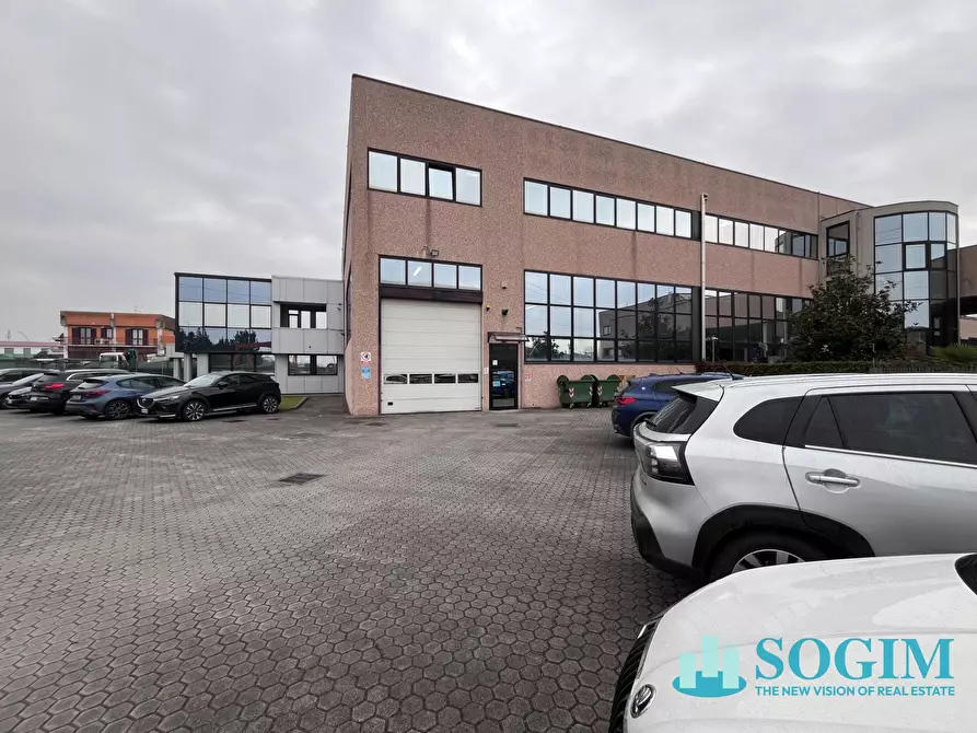 Immagine 30 di Capannone industriale in vendita  in via Albert Einstein 32 a Assago