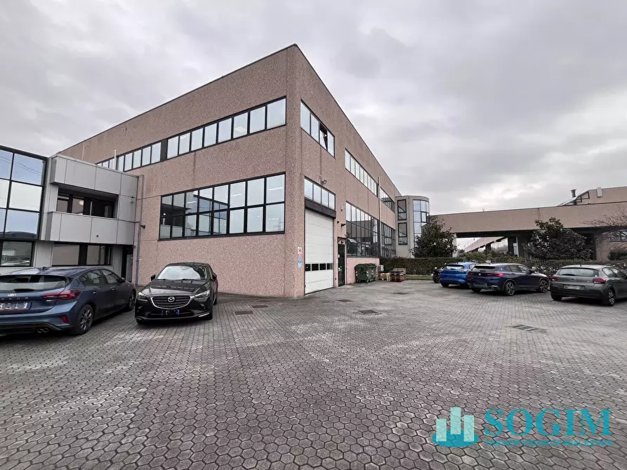 Immagine 31 di Capannone industriale in vendita  in via Albert Einstein 32 a Assago