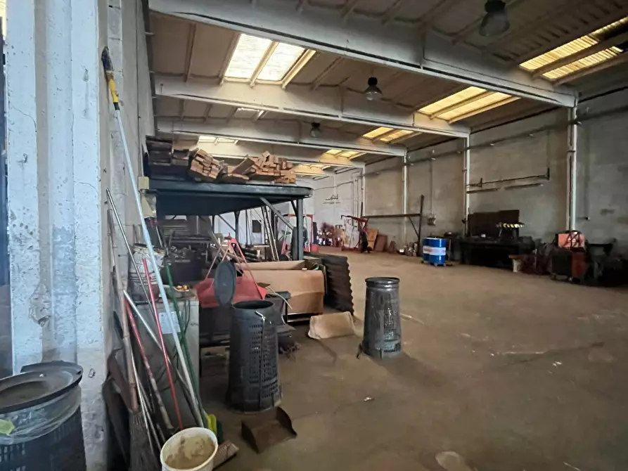 Immagine 7 di Capannone industriale in vendita  a Rosate