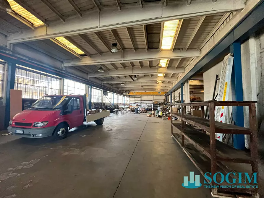 Immagine 13 di Capannone industriale in vendita  a Rosate