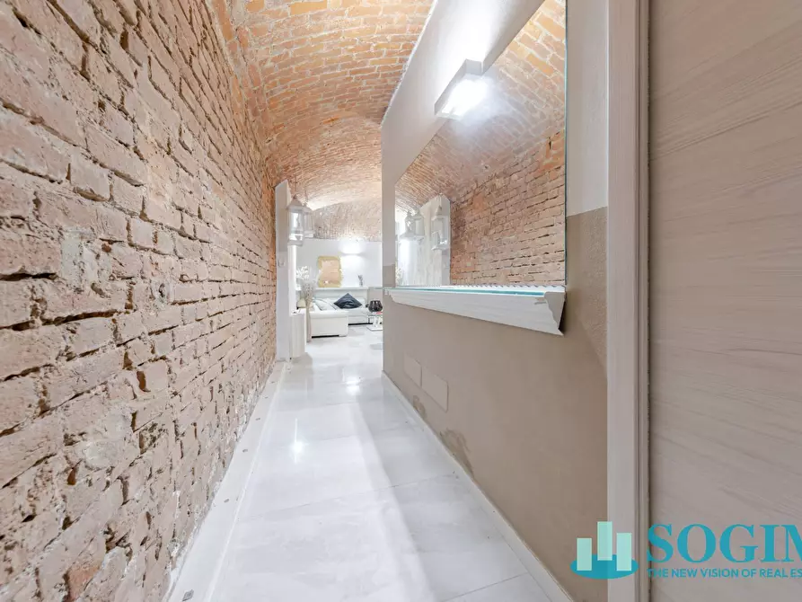 Immagine 18 di Locale commerciale in vendita  in Via Tertulliano 58 a Milano
