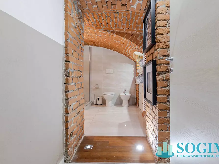 Immagine 21 di Locale commerciale in vendita  in Via Tertulliano 58 a Milano