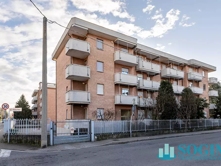 Immagine 2 di Appartamento in vendita  in via mazzini 26 a Carugate