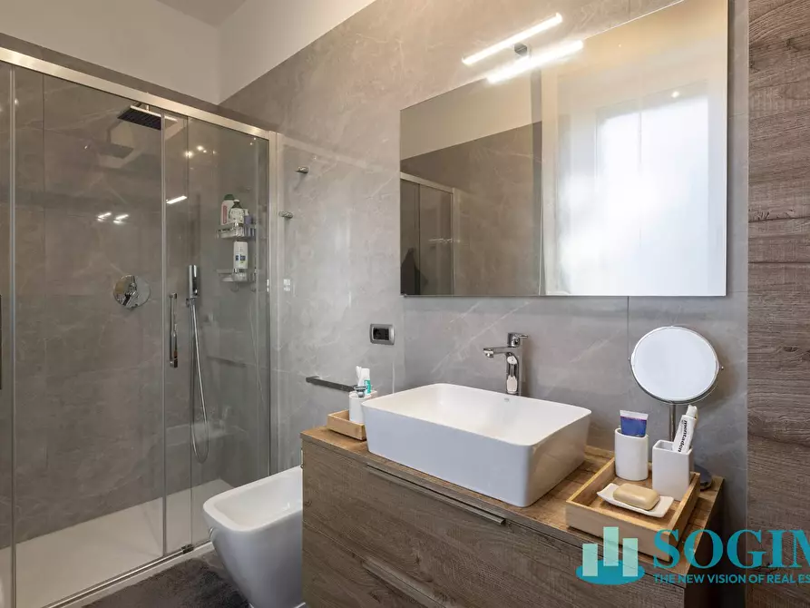 Immagine 28 di Appartamento in vendita  in via mazzini 26 a Carugate