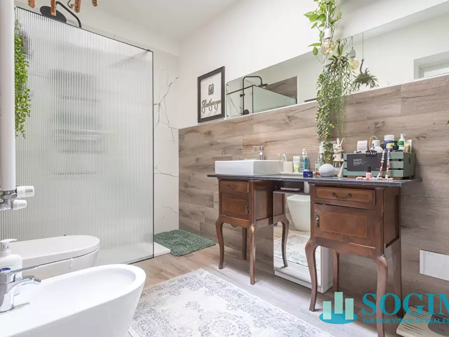 Immagine 8 di Appartamento in vendita  in via Negroli 8 a Milano