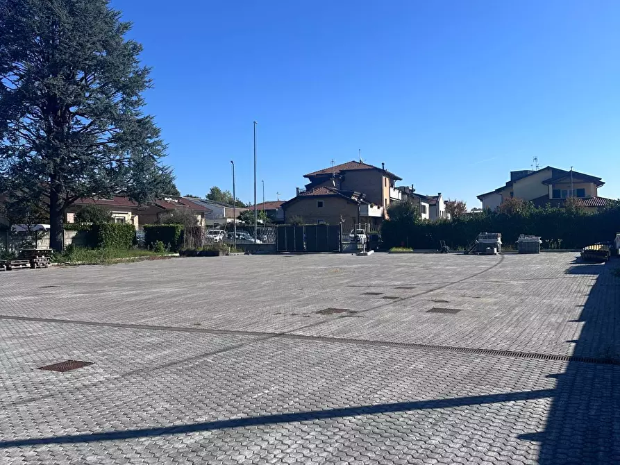 Immagine 12 di Capannone industriale in vendita  in via Stradivari a Desio