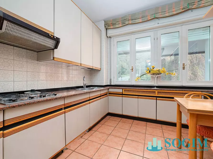 Immagine 17 di Villa in vendita  in Via Per Bellagio a Asso