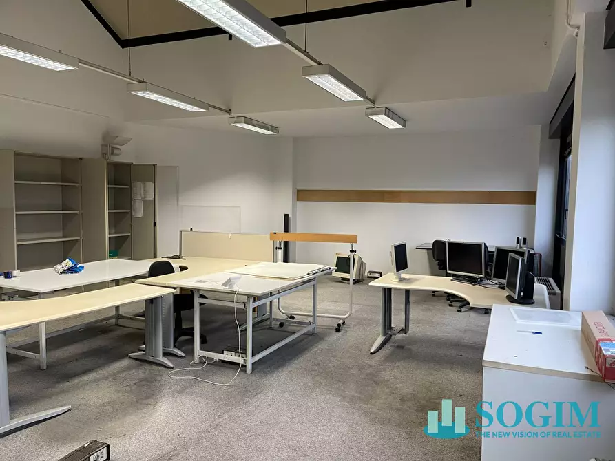 Immagine 2 di Ufficio in vendita  in via tintoretto 10 a Cologno Monzese