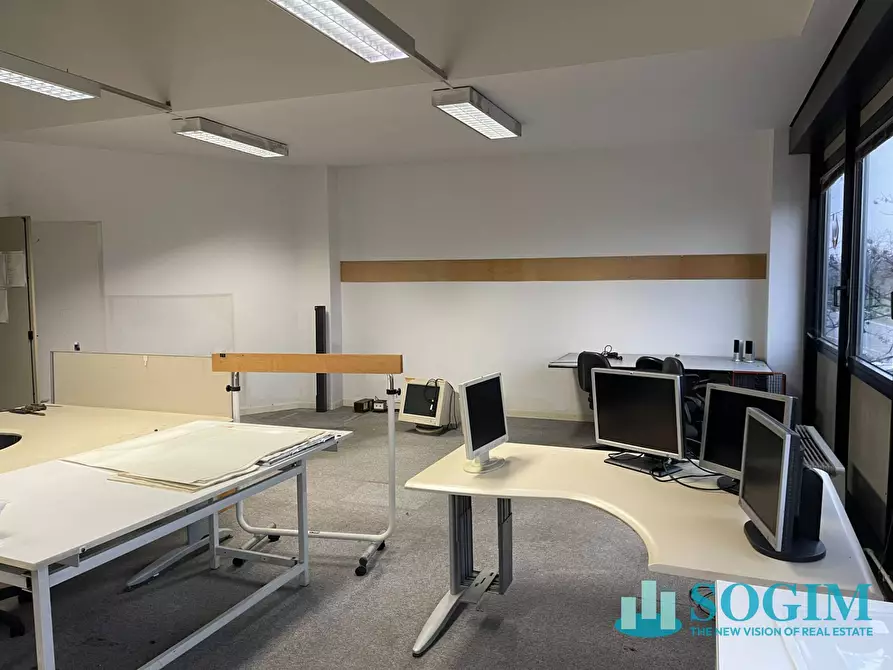 Immagine 3 di Ufficio in vendita  in via tintoretto 10 a Cologno Monzese