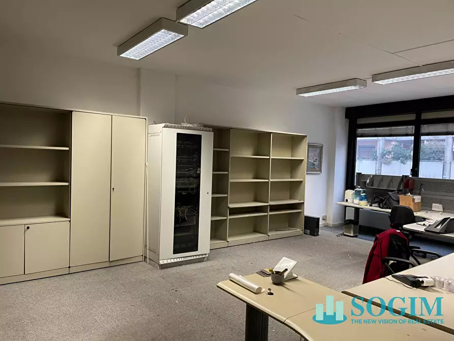 Immagine 9 di Ufficio in vendita  in via tintoretto 10 a Cologno Monzese
