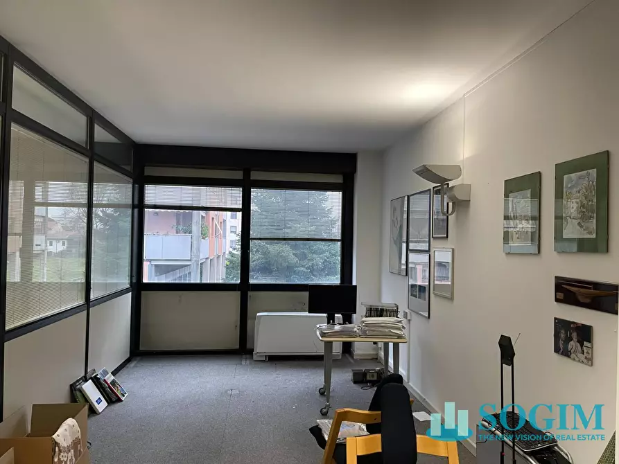 Immagine 5 di Ufficio in vendita  in via tintoretto 10 a Cologno Monzese