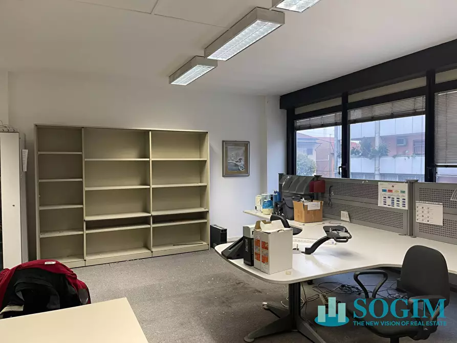 Immagine 11 di Ufficio in vendita  in via tintoretto 10 a Cologno Monzese