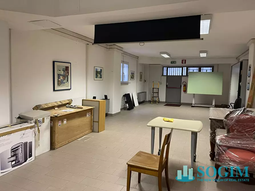 Immagine 9 di Magazzino in vendita  in via tintoretto 10 a Cologno Monzese