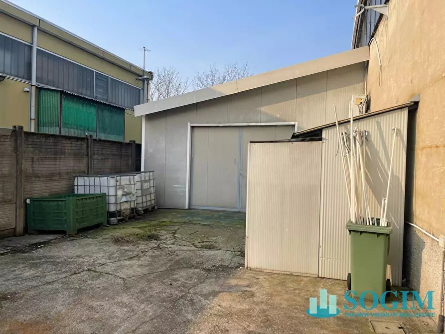Immagine 16 di Capannone industriale in affitto  in via kennedy 10 a Segrate