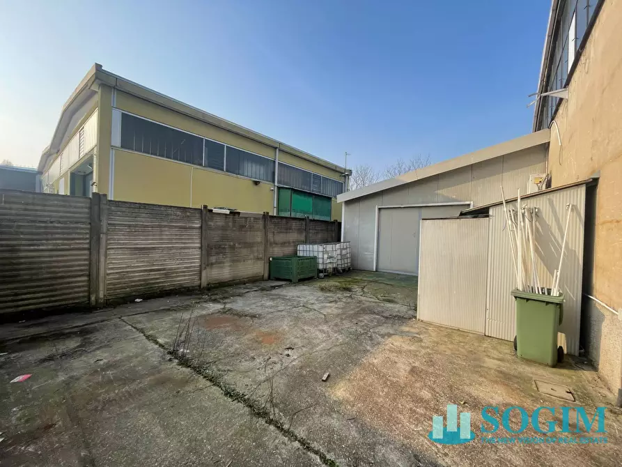 Immagine 17 di Capannone industriale in affitto  in via kennedy 10 a Segrate