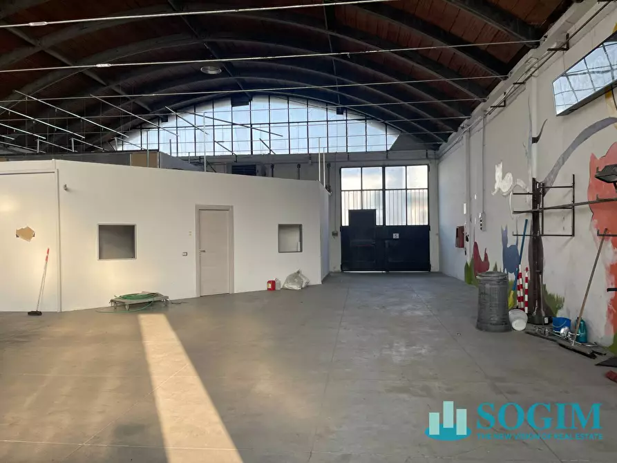 Immagine 1 di Capannone industriale in affitto  in via kennedy 10 a Segrate