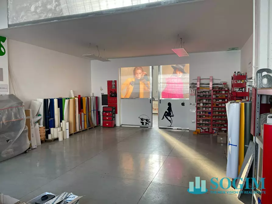 Immagine 8 di Capannone industriale in affitto  in via kennedy 10 a Segrate