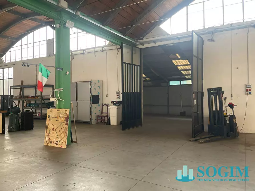 Immagine 13 di Capannone industriale in affitto  in via kennedy 10 a Segrate
