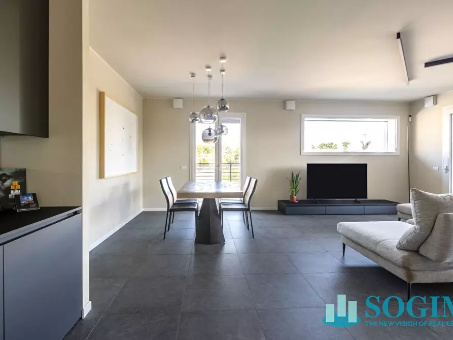 Immagine 2 di Appartamento in vendita  in via Toscana 38 a Monza