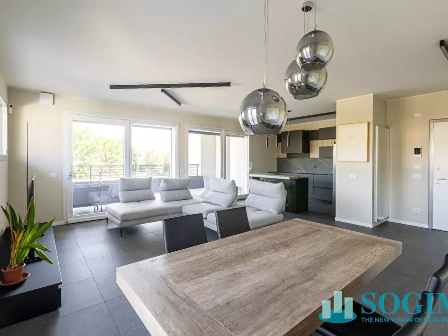 Immagine 3 di Appartamento in vendita  in via Toscana 38 a Monza