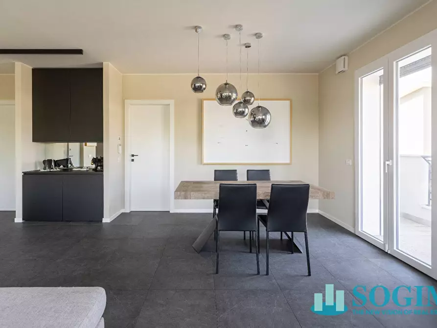 Immagine 15 di Appartamento in vendita  in via Toscana 38 a Monza