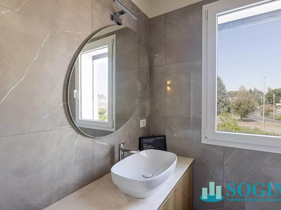 Immagine 29 di Appartamento in vendita  in via Toscana 38 a Monza