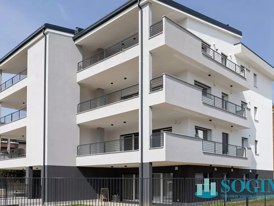 Immagine 41 di Appartamento in vendita  in via Toscana 38 a Monza