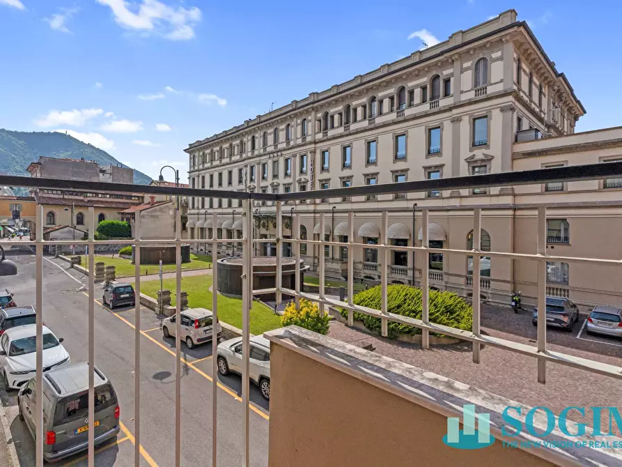 Immagine 24 di Appartamento in vendita  in Piazza Roma a Como