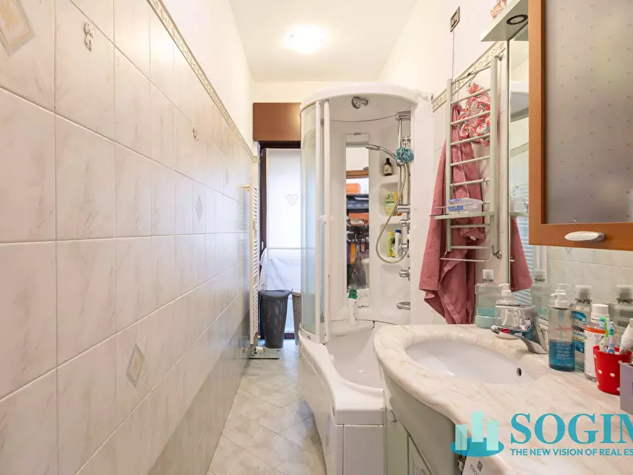 Immagine 18 di Appartamento in vendita  in via merano 3 a Cologno Monzese