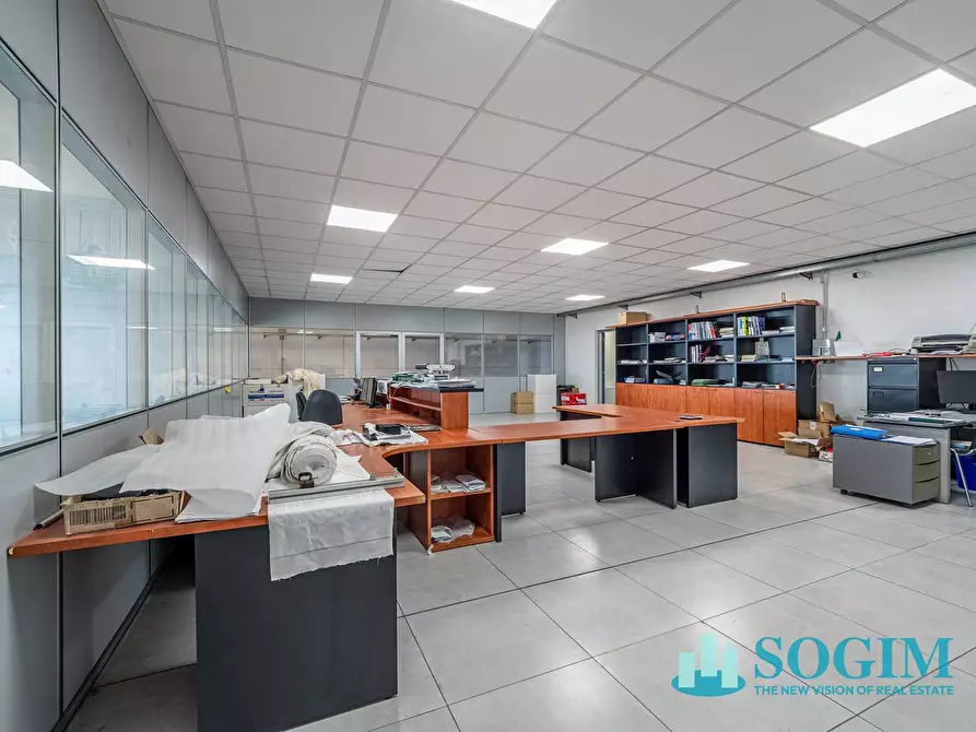 Immagine 16 di Capannone industriale in vendita  in via tevere a Fino Mornasco